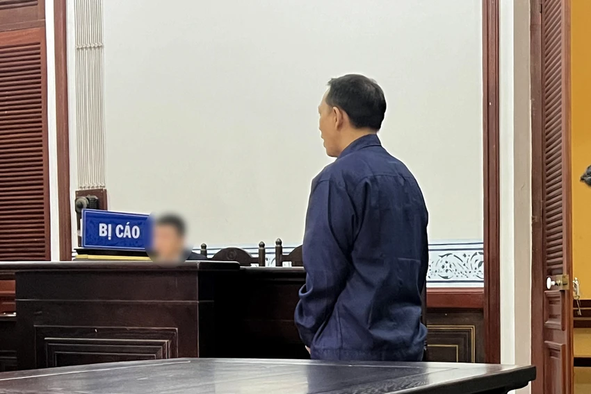 Dùng dao nhựa tấn công khiến nạn nhân tử vong