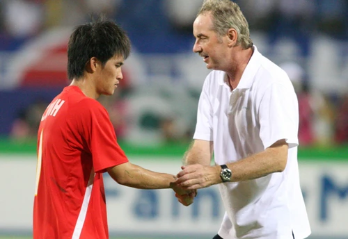 Tái ngộ thầy Riedl ảnh 1 Tái ngộ thầy Riedl ảnh 1