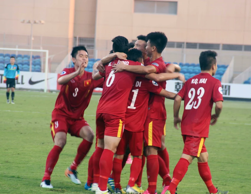 HLV Hoàng Anh Tuấn: “U-19 Việt Nam nắm quyền tự quyết” ảnh 2 HLV Hoàng Anh Tuấn: “U-19 Việt Nam nắm quyền tự quyết” ảnh 2