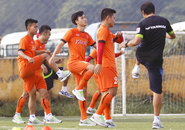 Đội tuyển Việt Nam có đợt thử lửa đầu tiên gặp Seoul