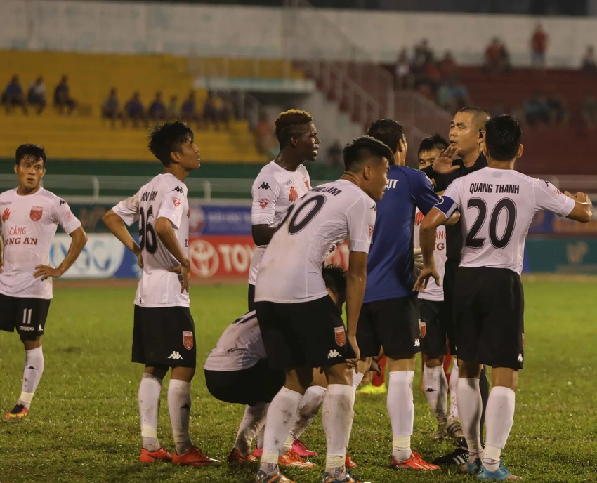 VFF treo giò Quang Thanh, Minh Nhựt hai năm ảnh 1 VFF treo giò Quang Thanh, Minh Nhựt hai năm ảnh 1