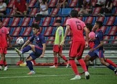 Singapore 'trượt' trong tiếc nuối, chỉ mới Malaysia dẫn đầu bảng