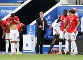 HLV Solskjaer nghi ngờ cầu thủ Man United làm phản
