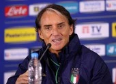 Các nhà cầm quân châu Âu nói gì về vòng Play off?