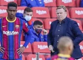 Sao cũ Barca lục đục với thầy trong phòng thay đồ