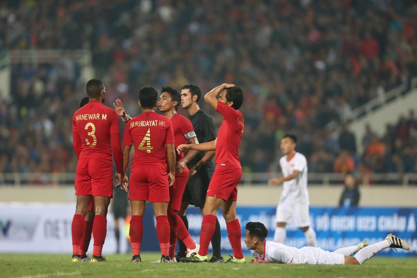 ... với quyết tâm đòi nợ các học trò Park Hang-seo sau trận thua chung kết SEA Games 30. Ảnh: ANH PHƯƠNG. ... với quyết tâm đòi nợ các học trò Park Hang-seo sau trận thua chung kết SEA Games 30. Ảnh: ANH PHƯƠNG.