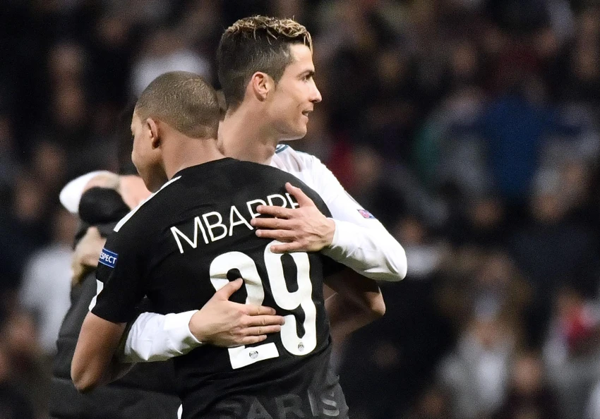 Mbappe thăng tiến không ngừng trong sự nghiệp và tương lai ao ước sẽ bùng nổ như đàn anh thần tượng Ronaldo. Ảnh: CGI. Mbappe thăng tiến không ngừng trong sự nghiệp và tương lai ao ước sẽ bùng nổ như đàn anh thần tượng Ronaldo. Ảnh: CGI.