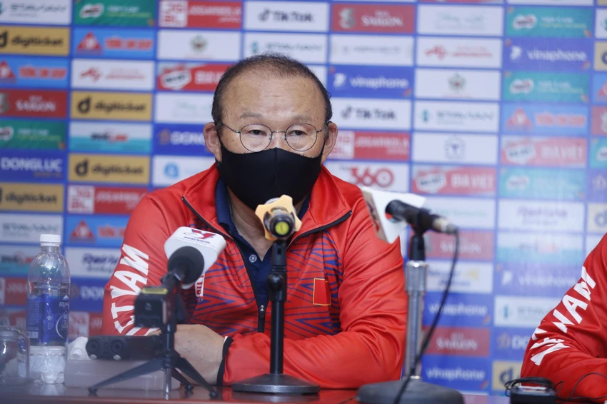 Thầy Hàn ở đấu trường SEA Games 31 cuối cùng của mình đã nhận nhiệm vụ bảo vệ huy chương vàng. Ảnh: ANH PHƯƠNG. Thầy Hàn ở đấu trường SEA Games 31 cuối cùng của mình đã nhận nhiệm vụ bảo vệ huy chương vàng. Ảnh: ANH PHƯƠNG.