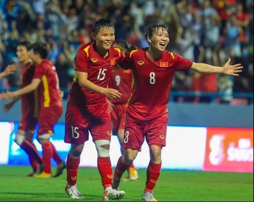 Thùy Trang (8) và đồng đội quyết tâm giữ huy chương vàng SEA Games ở lại sân nhà. Ảnh: ANH DUY.