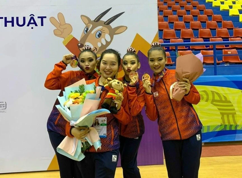 Thể dục nghệ thuật Quận 1 tham gia tranh tài SEA Games 31. Thể dục nghệ thuật Quận 1 tham gia tranh tài SEA Games 31.