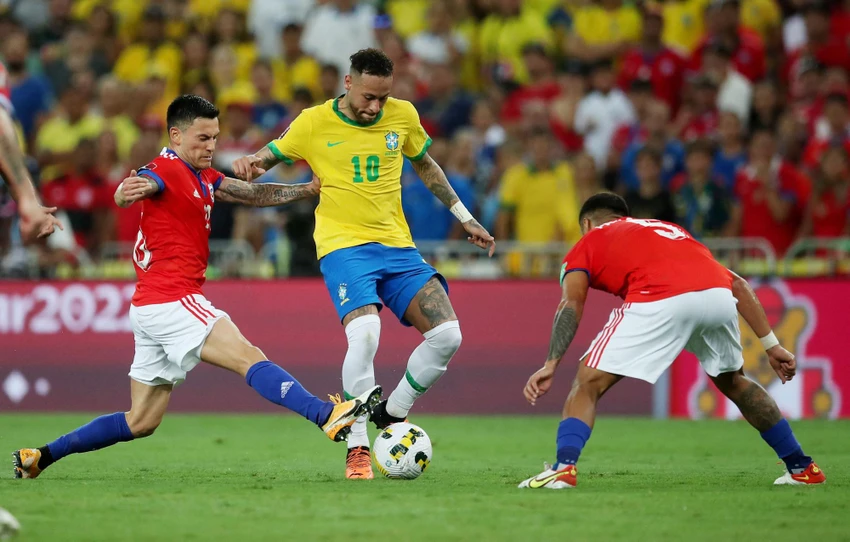 Neymar nhảy múa điêu luyện trên sân cỏ lẫn thành thạo các miếng ăn chơi ở đời thường. Ảnh: CGI. Neymar nhảy múa điêu luyện trên sân cỏ lẫn thành thạo các miếng ăn chơi ở đời thường. Ảnh: CGI.