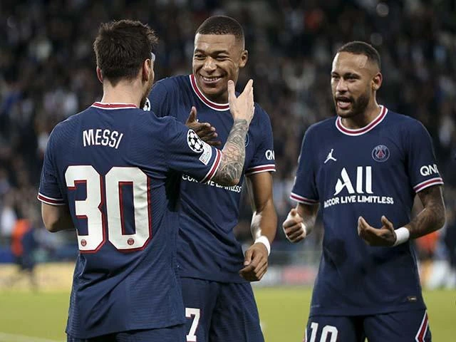 Neymar dần mất chỗ đứng ở PSG và đội bóng muốn bán anh càng sớm càng tốt. Ảnh: CGI.