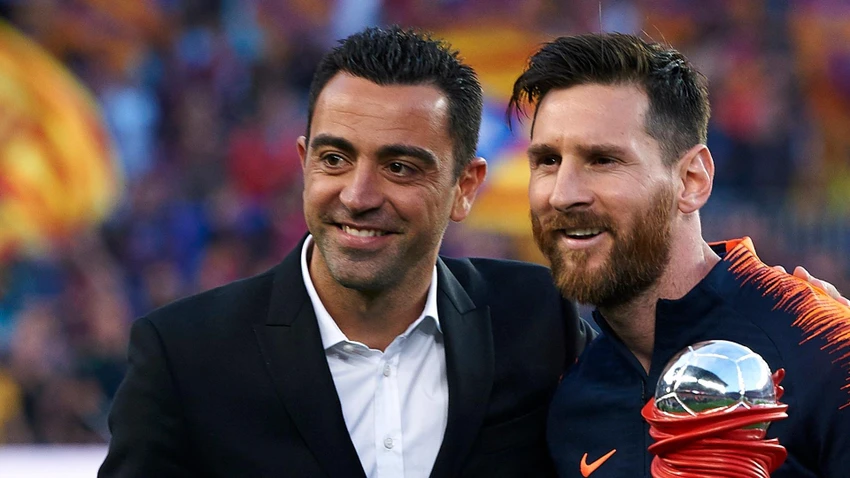 Xavi có nhiều sự đồng cảm với Messi do cùng chơi chung và tạo ra nhiều thành quả cho Barcelona. Ảnh: CGI. Xavi có nhiều sự đồng cảm với Messi do cùng chơi chung và tạo ra nhiều thành quả cho Barcelona. Ảnh: CGI.