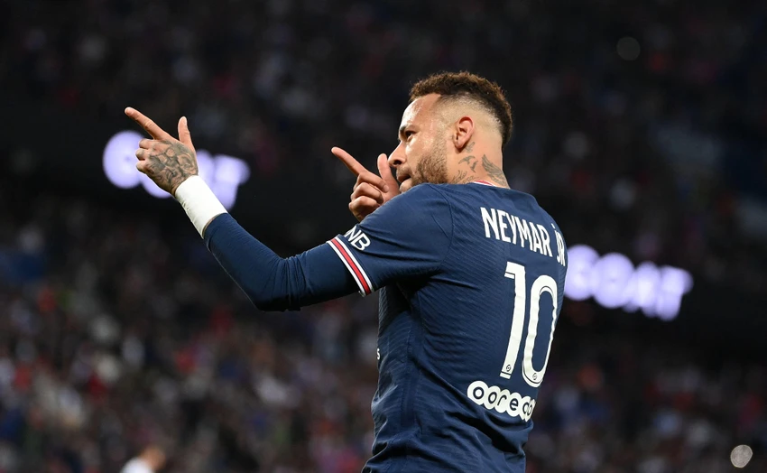 Đích ngắm của chân sút Brazil vẫn ở sân Parc des Princes, không phải đến Anh. Ảnh: CGI. Đích ngắm của chân sút Brazil vẫn ở sân Parc des Princes, không phải đến Anh. Ảnh: CGI.