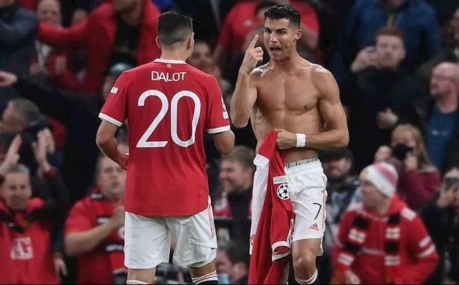 Ronaldo vẫn chưa tập trung cùng Man United vì muốn rời khỏi sân Old Trafford. Ảnh: CGI. Ronaldo vẫn chưa tập trung cùng Man United vì muốn rời khỏi sân Old Trafford. Ảnh: CGI.