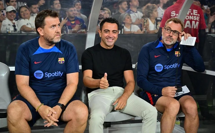 HLV Xavi săn lùng các cầu thủ Chelsea về làm dày đội hình Barca. Ảnh: CGI. HLV Xavi săn lùng các cầu thủ Chelsea về làm dày đội hình Barca. Ảnh: CGI.