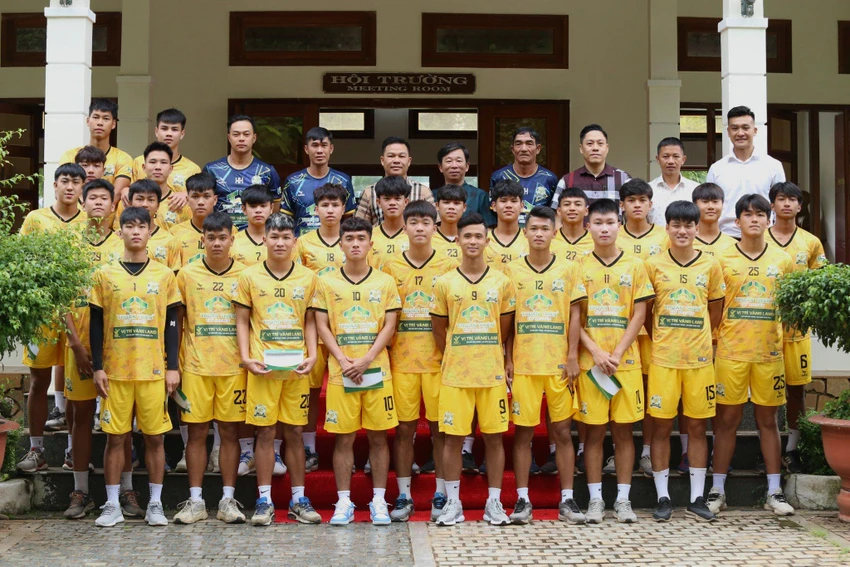 Tân binh hạng Ba quốc gia Vị Trí Vàng Kon Tum quyết tâm lên hạng Nhì ngay trong mùa giải đầu tiên góp mặt tham dự. Ảnh: LAN LAN.