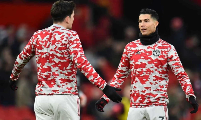 Ronaldo và Maguire là những nạn nhân chính của sự lạm dụng trong giới cầu thủ bóng đá. Ảnh: CGI.
