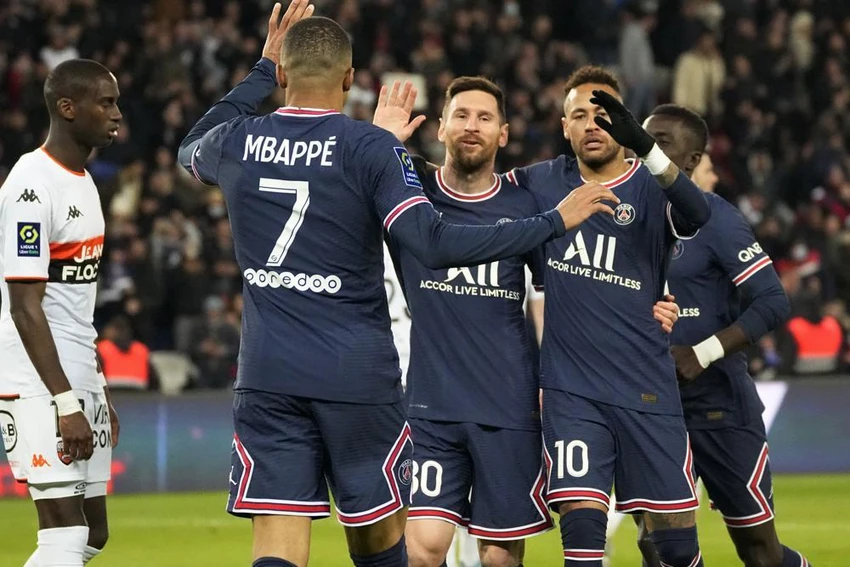 Các ngôi sao lớn ở PSG không có ngoại lệ trong sinh hoạt theo yêu cầu của CLB. Ảnh: CGI. Các ngôi sao lớn ở PSG không có ngoại lệ trong sinh hoạt theo yêu cầu của CLB. Ảnh: CGI.