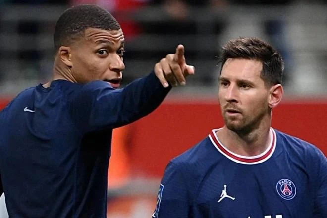 Messi là đàn anh mà chân sút người Pháp rất tôn trọng. Ảnh: CGI.
