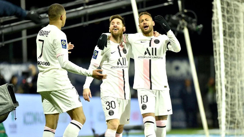 Bộ ba nguyên tử của PSG sẽ luân phiên nhau ra sân mà không phải lúc nào cũng sát cánh bên nhau. Ảnh: CGI.