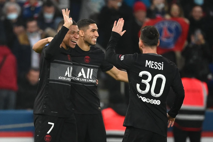 Hakimi rất nể trọng Messi và tin tưởng chân sút người Argentina làm những điều đúng đắn trên sân cỏ. Ảnh: CGI. Hakimi rất nể trọng Messi và tin tưởng chân sút người Argentina làm những điều đúng đắn trên sân cỏ. Ảnh: CGI.