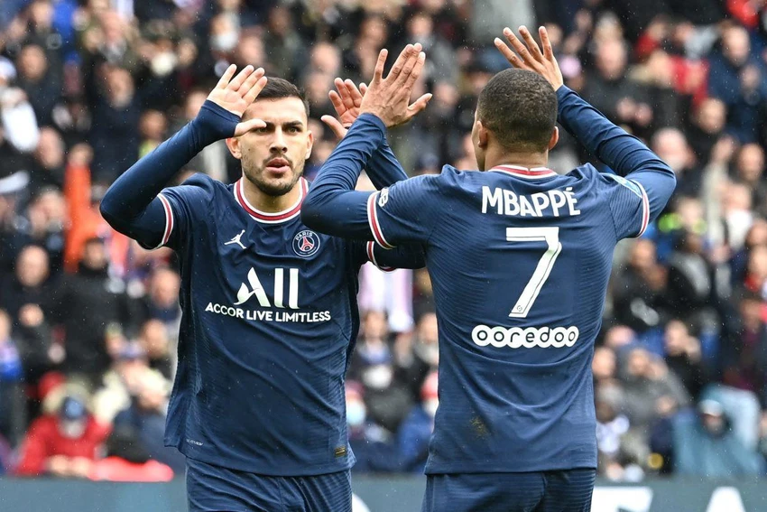 Paredes buộc phải ra đi do không thấy chỗ chơi trong đội hình đầy sao của PSG. Ảnh: CGI. Paredes buộc phải ra đi do không thấy chỗ chơi trong đội hình đầy sao của PSG. Ảnh: CGI.
