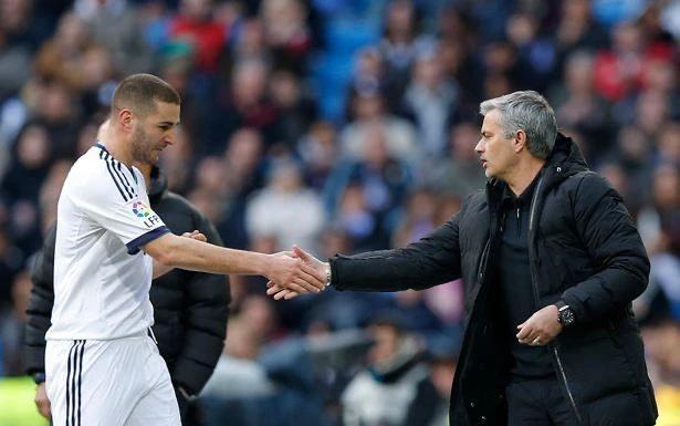 HLV Mourinho cho rằng Quả bóng vàng đến với Benzema một cách thật tự nhiên. Ảnh: GETTY.