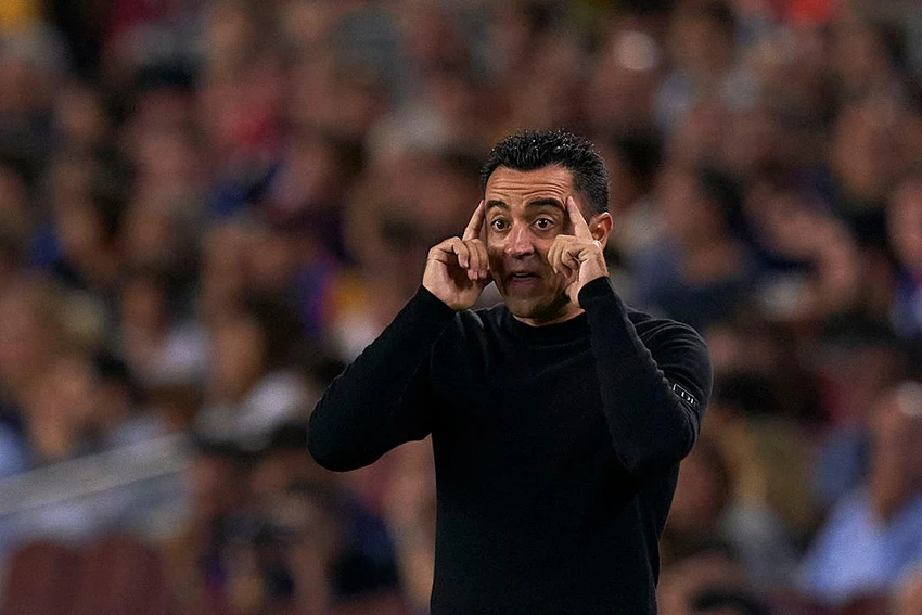 HLV Xavi đau đầu với phong độ trồi sụt thất thường của Barca. Ảnh: GETTY.