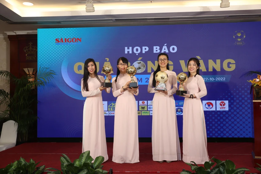 Các hạng mục xuất sắc nhất ở giải thưởng Quả bóng vàng luôn là niềm ước ao của những cầu thủ Việt Nam. Ảnh: ANH PHƯƠNG. Các hạng mục xuất sắc nhất ở giải thưởng Quả bóng vàng luôn là niềm ước ao của những cầu thủ Việt Nam. Ảnh: ANH PHƯƠNG.