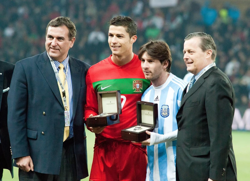 Siêu máy tính dự đoán Messi sẽ đụng độ Ronaldo trong trận chung kết World Cup 2022. Ảnh: GETTY.