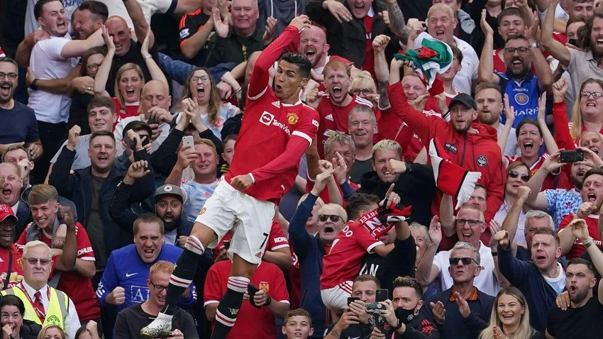 Chân sút người Bồ Đào Nha là một biểu tượng lớn ở sân Old Trafford. Ảnh: GETTY.
