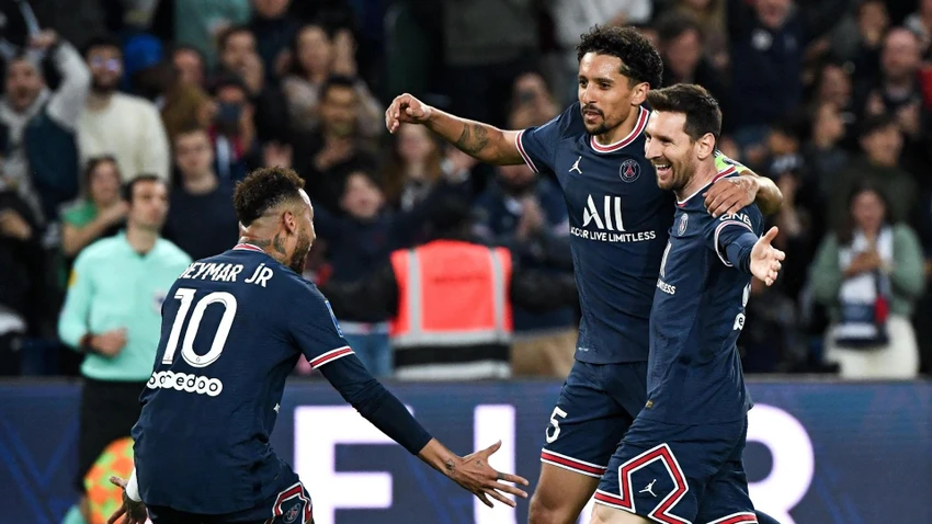 Messi đang có phong độ chói sáng trong màu áo PSG. Ảnh: GETTY. neymar messi