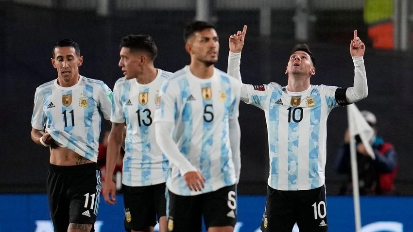 Đội trưởng Argentina cùng đồng đội đã sẵn sàng chinh phục ngôi vô địch thế giới tại Qatar. Ảnh: GETTY argentina world cup 2022