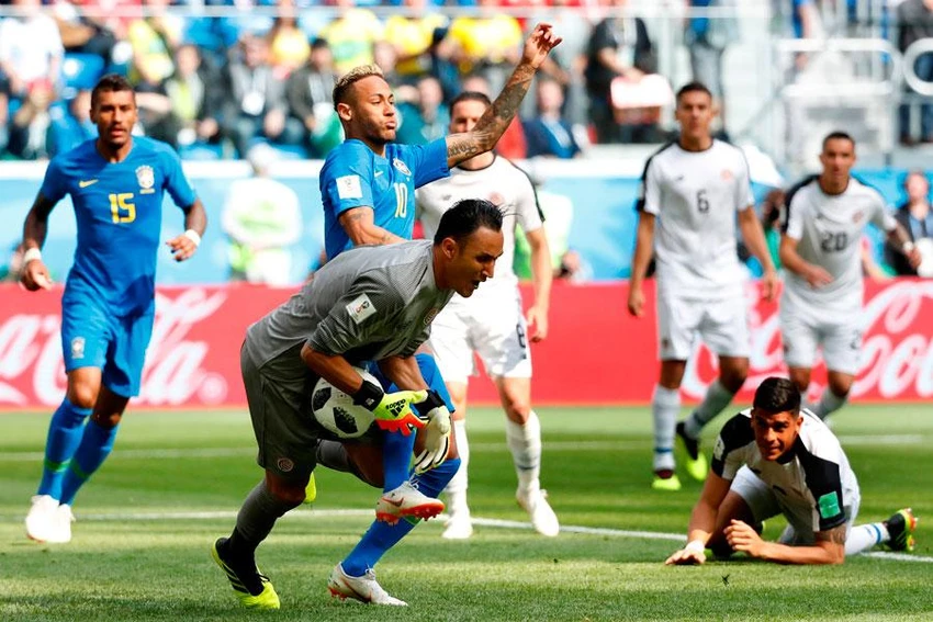 Lá chắn thép Navas giàu kinh nghiệm và luôn là chỗ dựa đáng tin cậy của Costa Rica. Ảnh: GETTY. Lá chắn thép Navas giàu kinh nghiệm và luôn là chỗ dựa đáng tin cậy của Costa Rica. Ảnh: GETTY.