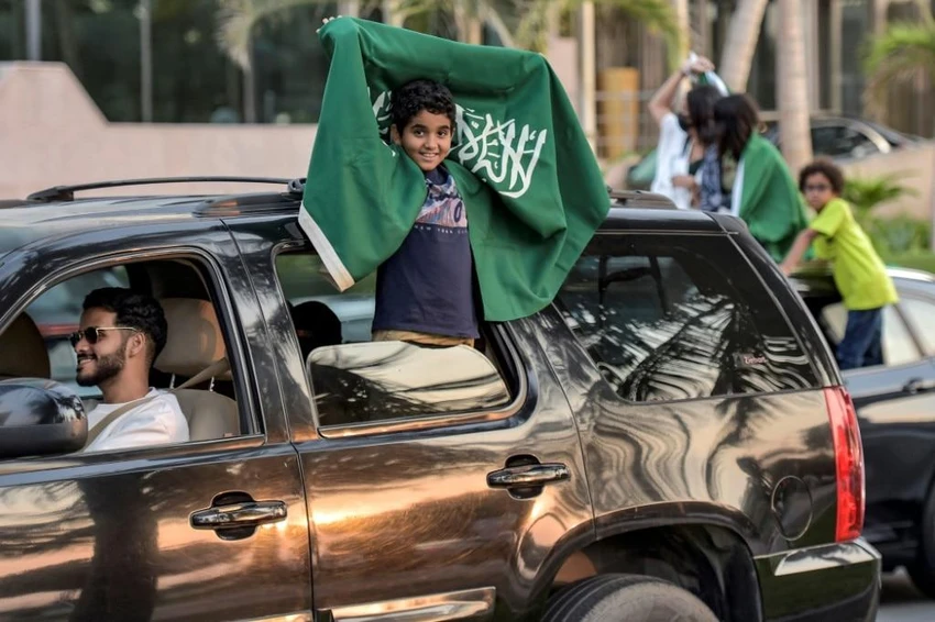 Người dân Saudi Arabia ăn mừng trên khắp các đường phố sau chiến thắng của thầy trò Herve Renard. Ảnh: GETTY. Người dân Saudi Arabia ăn mừng trên khắp các đường phố sau chiến thắng của thầy trò Herve Renard. Ảnh: GETTY.