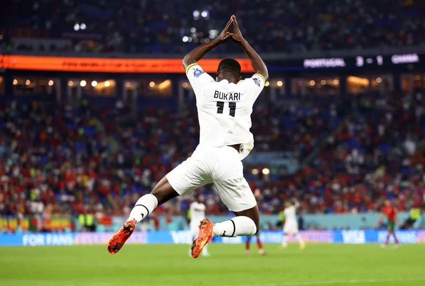 Bukari ăn mừng bàn thắng giống hệt thần tượng Ronaldo. Ảnh: GETTY. Bukari ăn mừng bàn thắng giống hệt thần tượng Ronaldo. Ảnh: GETTY.