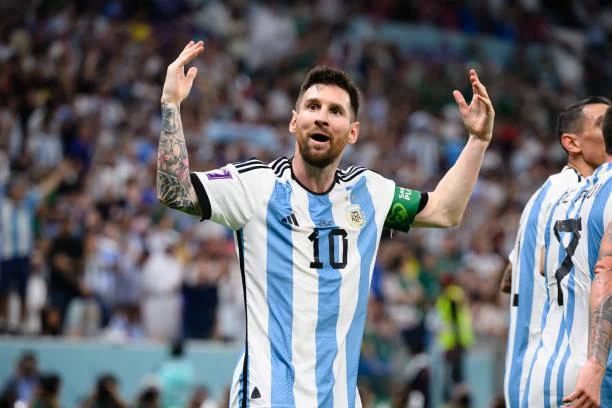 Messi sánh ngang kỷ lục ra sân của đàn anh Maradona cho tuyển Argentina. Ảnh: GETTY. Messi sánh ngang kỷ lục ra sân của đàn anh Maradona cho tuyển Argentina. Ảnh: GETTY.