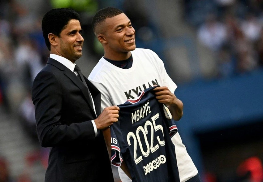 Chân sút của PSG gia hạn hợp đồng thêm 3 năm với nhà vô địch Pháp nhưng có thể chấm dứt sớm để đầu quân cho Real Madrid. Ảnh: GETTY. Chân sút của PSG gia hạn hợp đồng thêm 3 năm với nhà vô địch Pháp nhưng có thể chấm dứt sớm để đầu quân cho Real Madrid. Ảnh: GETTY.