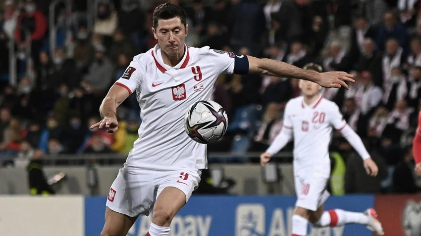 Lewy phải chơi đến trận thứ năm ở World Cup mới có bàn thắng đầu tiên. Ảnh: GETTY.
