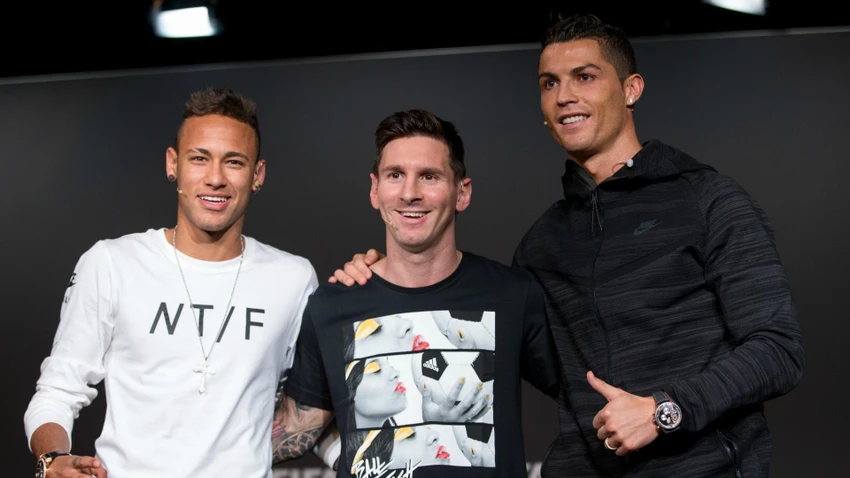 Tiền đạo Brazil bị đánh giá không thể so sánh bằng Messi và Ronaldo. Ảnh: GETTY. Tiền đạo Brazil bị đánh giá không thể so sánh bằng Messi và Ronaldo. Ảnh: GETTY.