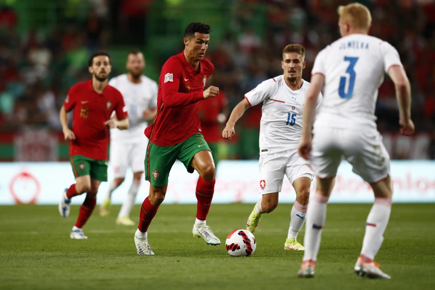 Ronaldo liên tục gây rắc rối ở mùa World Cup đang diễn ra tại Qatar. Ảnh: GETTY. Ronaldo liên tục gây rắc rối ở mùa World Cup đang diễn ra tại Qatar. Ảnh: GETTY.