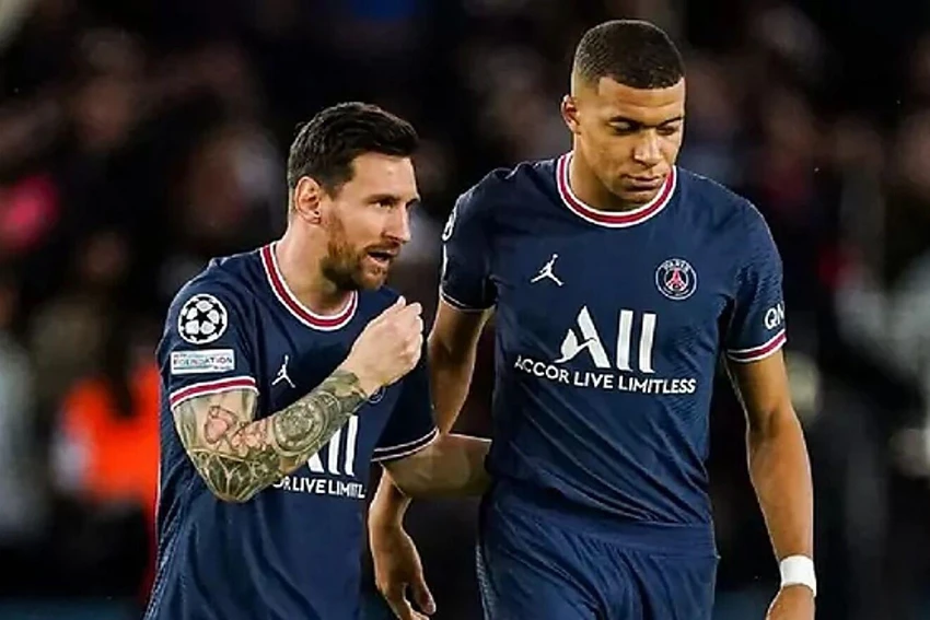 Mbappe sẽ chạm trán với đàn anh Messi ở PSG trong trận chung kết World Cup 2022 ngày 18-12. Ảnh: GETTY. Mbappe sẽ chạm trán với đàn anh Messi ở PSG trong trận chung kết World Cup 2022 ngày 18-12. Ảnh: GETTY.