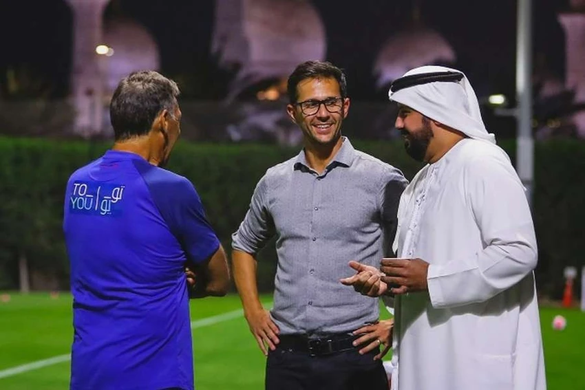 Giám đốc thể thao Salazar của Al Nassr FC và các ông chủ giàu có ở Saudi Arabia rất mong có sự phục vụ của Ronaldo... Giám đốc thể thao Salazar của Al Nassr FC và các ông chủ giàu có ở Saudi Arabia rất mong có sự phục vụ của Ronaldo...