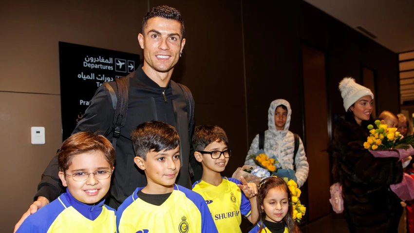 Ngôi sao người Bồ Đào Nha được chào đón nồng nhiệt tại Al Nassr. Ảnh: GETTY. Ngôi sao người Bồ Đào Nha được chào đón nồng nhiệt tại Al Nassr. Ảnh: GETTY.