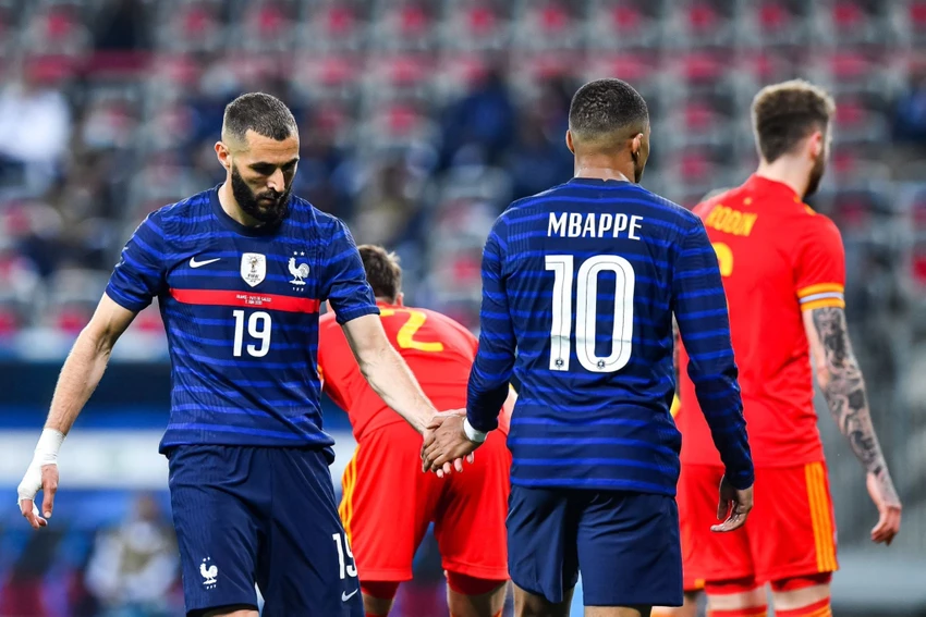 Tương lai của lão tướng người Pháp mùa sau sẽ bấp bênh nếu có đồng hương trẻ Mbappe về đầu quân Real Madrid. Ảnh: GETTY. Tương lai của lão tướng người Pháp mùa sau sẽ bấp bênh nếu có đồng hương trẻ Mbappe về đầu quân Real Madrid. Ảnh: GETTY.