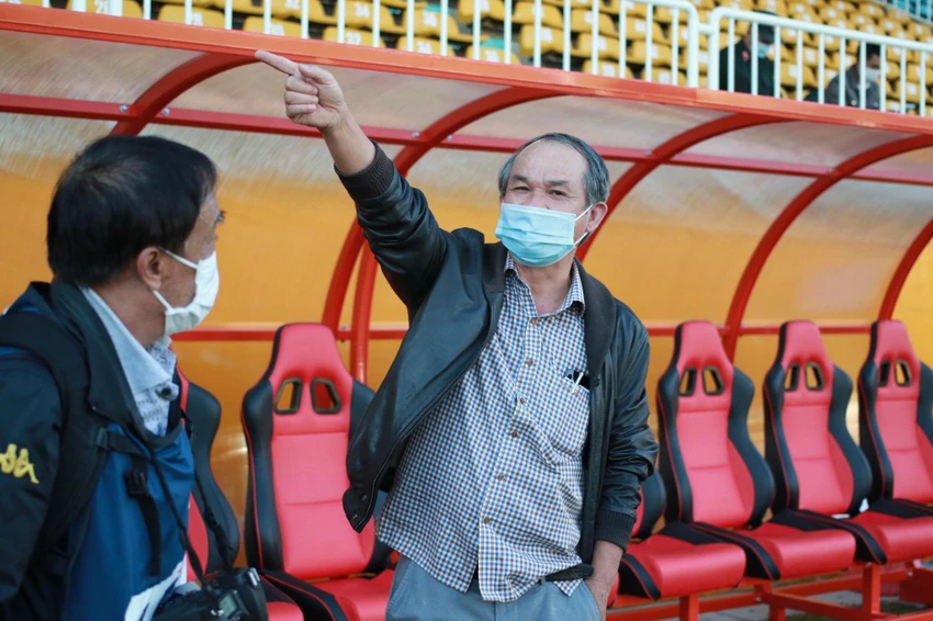 Bầu Đức sẽ kiện VPF ra tòa với mục đích xóa bỏ tài trợ độc quyền ở V-League. Ảnh: ANH PHƯƠNG.