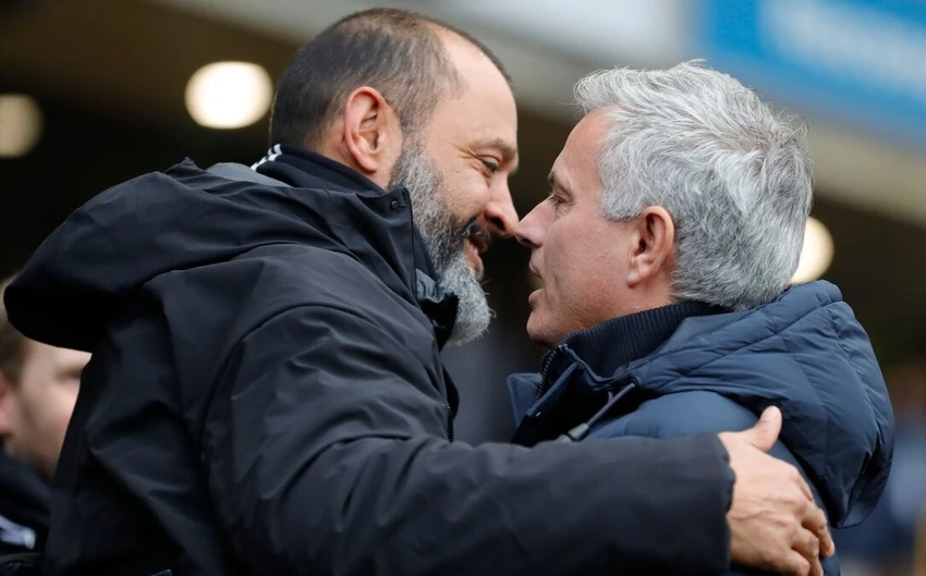 HLV Mourinho cũng từng là nạn nhân của một số cầu thủ có ý phản bội thầy. Ảnh: GETTY. HLV Mourinho cũng từng là nạn nhân của một số cầu thủ có ý phản bội thầy. Ảnh: GETTY.