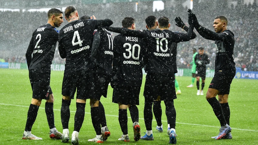 PSG sẽ phải bán đi một số ngôi sao để không vi phạm luật Công bằng tài chính ở Ligue 1. Ảnh: GETTY. PSG sẽ phải bán đi một số ngôi sao để không vi phạm luật Công bằng tài chính ở Ligue 1. Ảnh: GETTY.