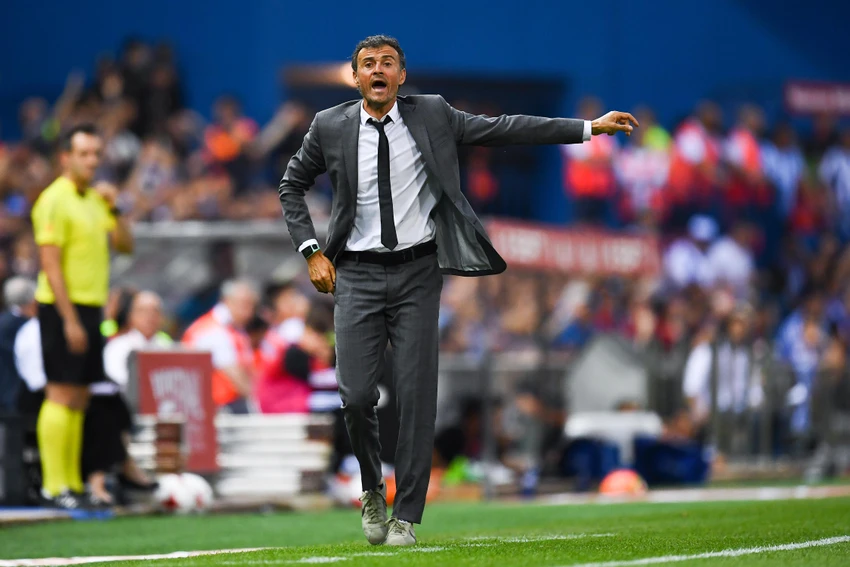 HLV Enrique thích cầm quân ở quê nhà Tây Ban Nha nhưng sẽ không từ chối Chelsea. Ảnh: GETTY. HLV Enrique thích cầm quân ở quê nhà Tây Ban Nha nhưng sẽ không từ chối Chelsea. Ảnh: GETTY.
